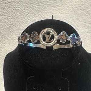 New Fashion Inspired Jewelry (BANGLE) 
#68